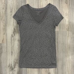 American Eagle Outfitters Favorite Tee Gray Silver Geo V Neck T-Shirt Size S